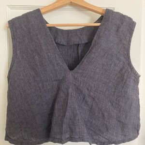 7115 by Szeki Linen Reversible Cropped Tank